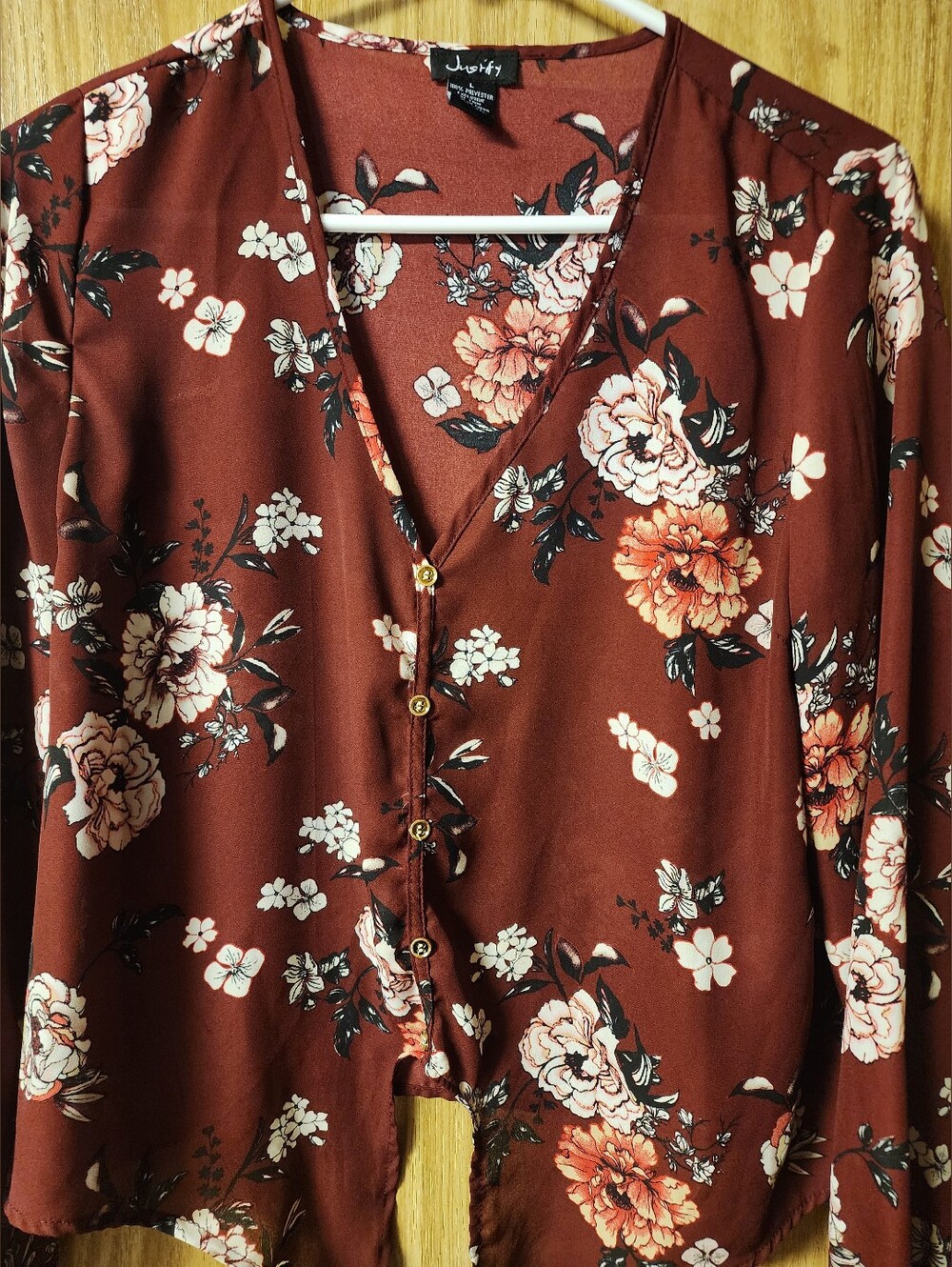 Justify Blouse W-Size LG, V-Neck, Rust Floral Button-Front Plus Can Be Tied